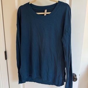 Athleta Women's Coaster Luxe Recover Sweatshirt - Teal - Small Tall